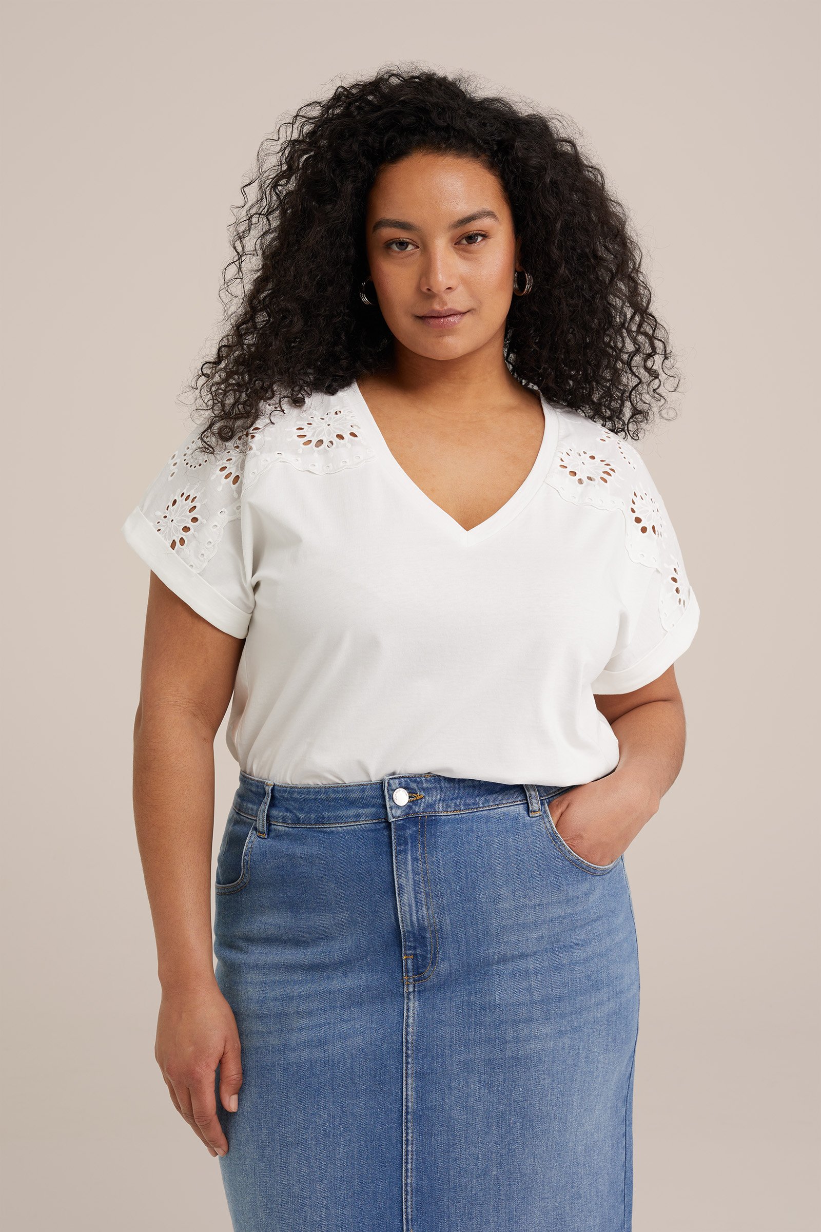 T-shirt met embroidery - Curve WE Fashion Wit