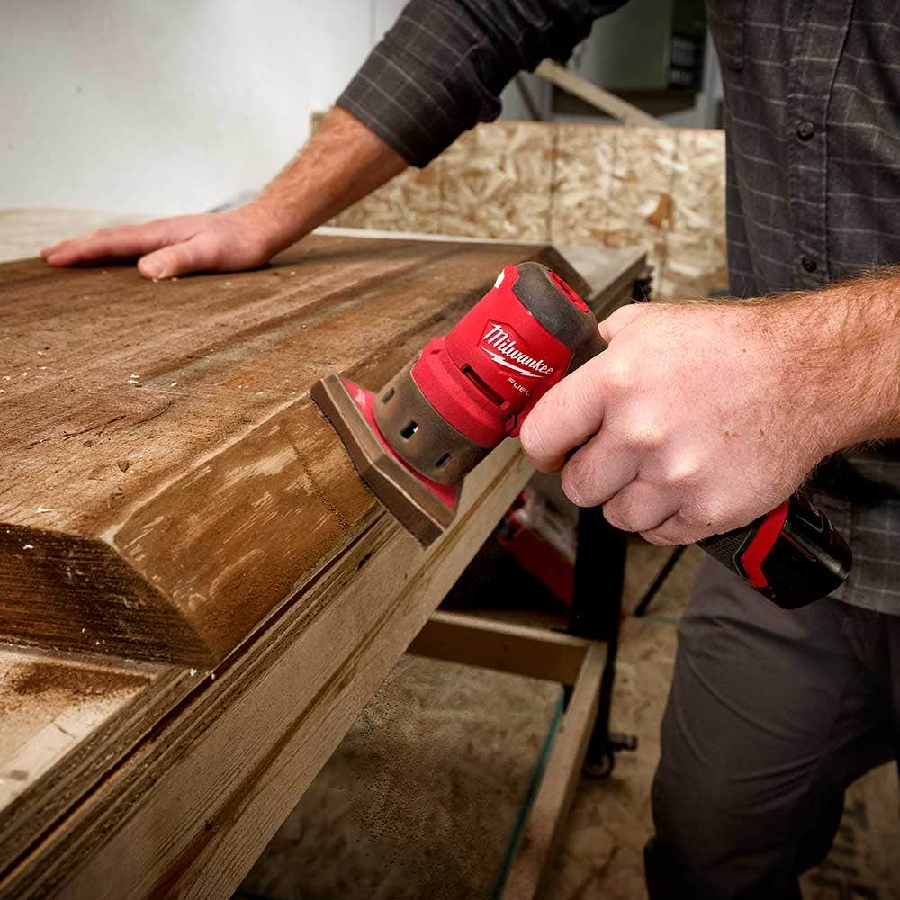 MILWAUKEE 12V FUEL™ Orbital Detail Sander Skin M12FDSS0