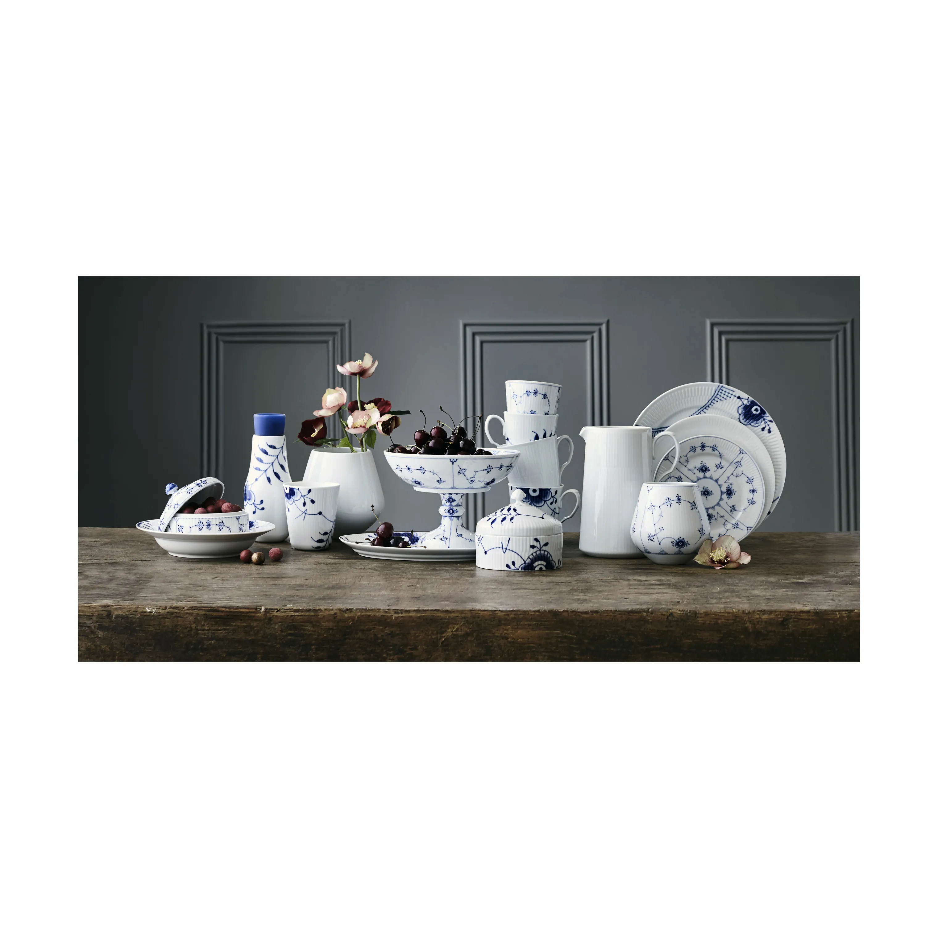 Royal Copenhagen Hvid Riflet Kande
