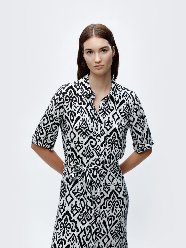 Vestido midi com cinto combinando - Preto/branco