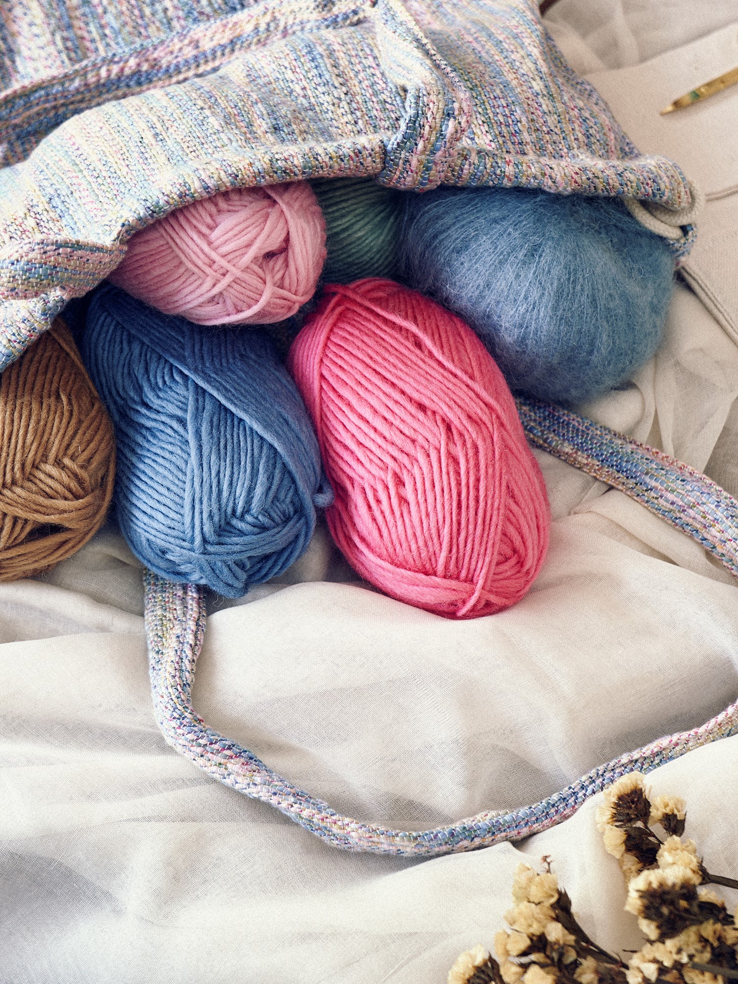 Uldgarn | Superwash uld. 50 g = 70 m. | Cherry Red