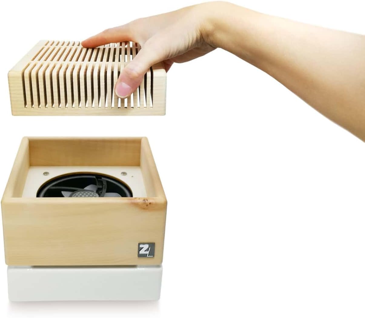 Zirbenluftreiniger Aura CUBE mini II - Zirbenlüfter aus Zirbenholz und Keramik für Räume bis 20 qm | Luftreiniger & Luftbefeuchter mit Fernbedienung & LED-Licht I Natürliches Raumklima