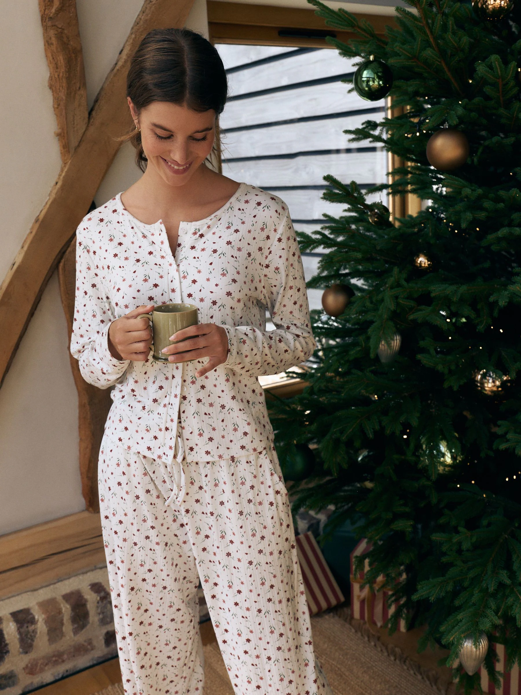 Crème met bloemetjesprint - Cosy Pointelle Long Sleeve Pyjamas
