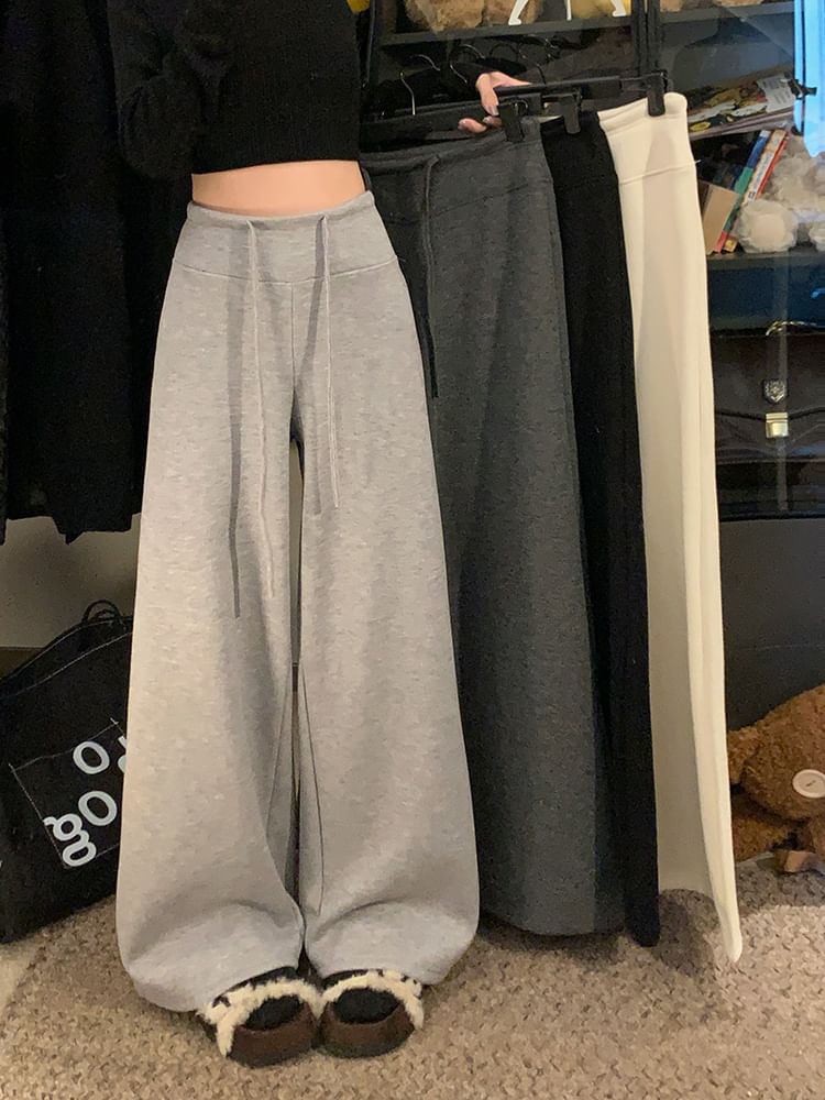 Duwnie - Hoge taille effen wijde broek