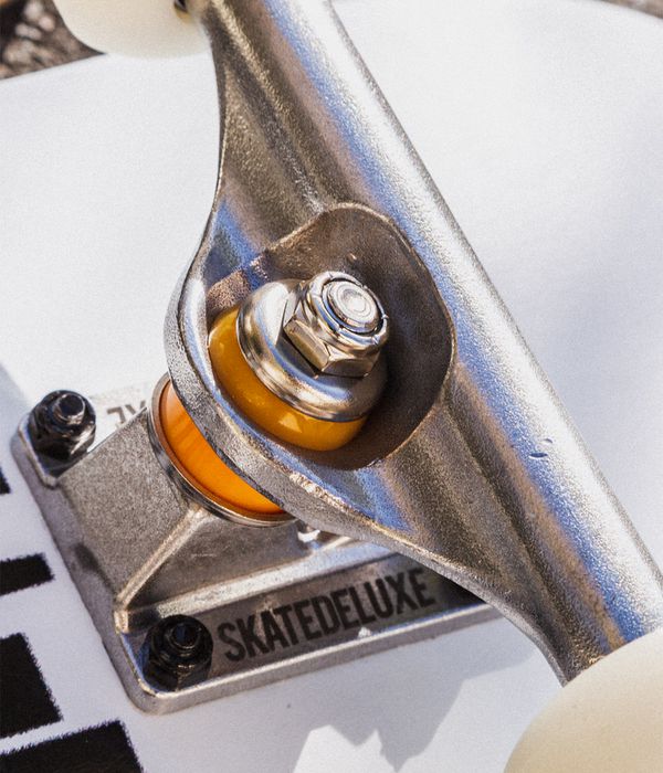 skatedeluxe Broken 8
