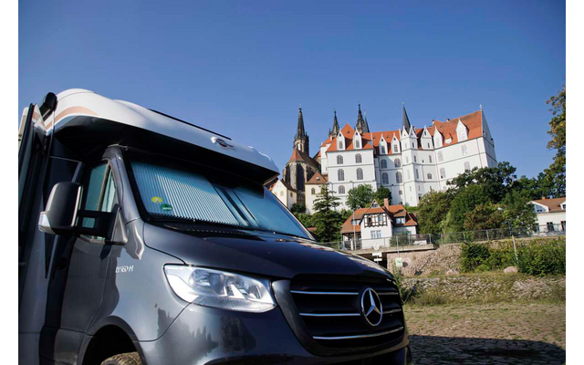 Remis Fahrerhausverdunkelung REMIfront IV für Mercedes Sprinter ab 2019
