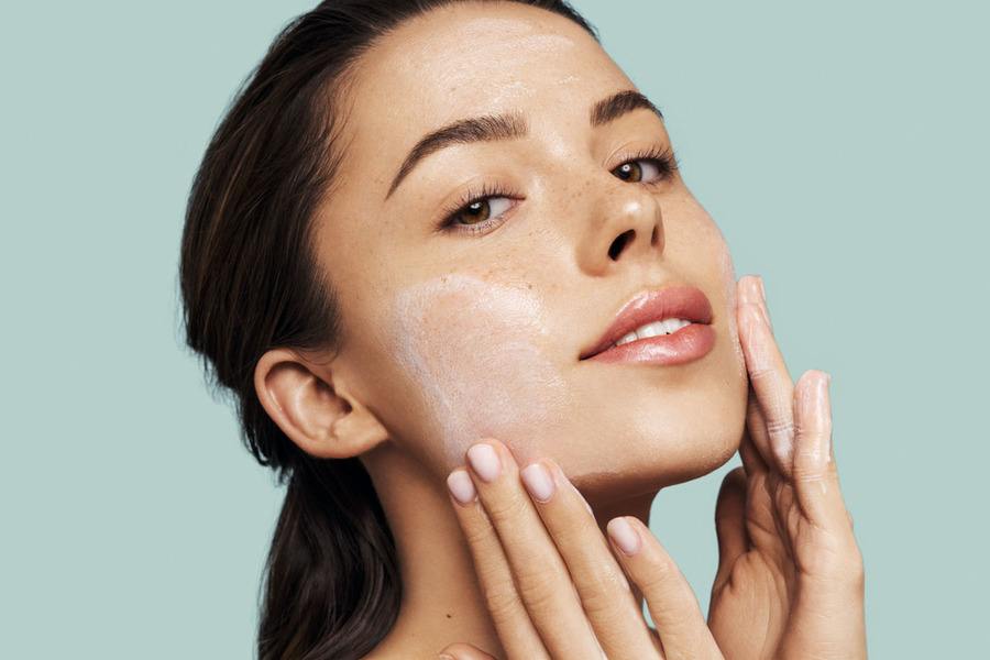 Hickap Ultra-Sensitive Gel to Milk Cleanser 125ml