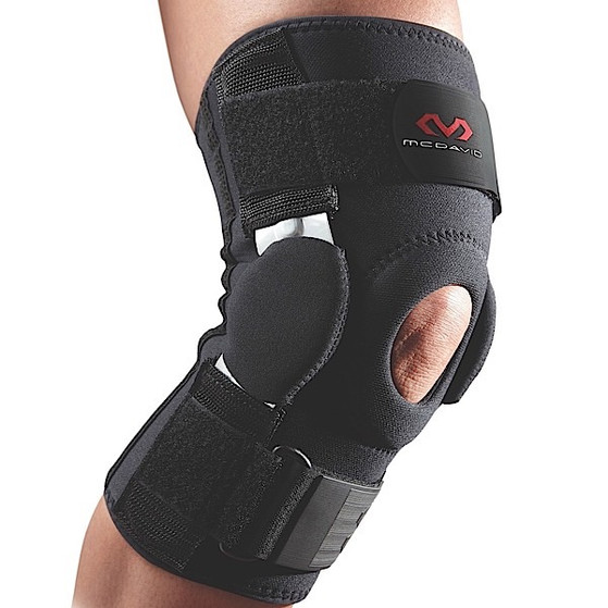 Mc David Dual Disk Hinged Knee