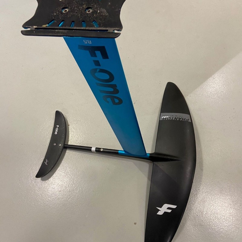 Foil Complet F-One Occasion Phantom Carbon 1480 cm2 - The Corner Shop