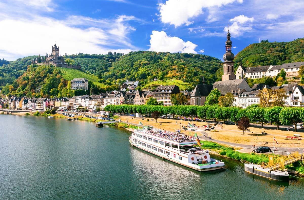 Schifffahrt mit Essen, Wein-und Likörprobe Cochem