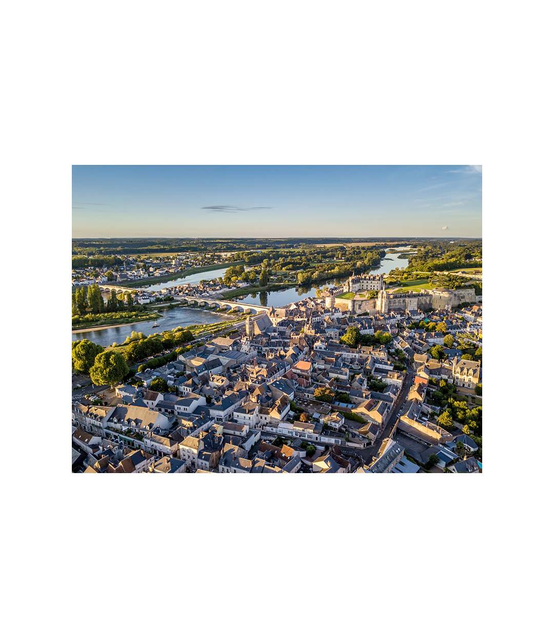 Vol en montgolfière pour 2 avec dégustation de vin au-dessus de la vallée de la Loire - SMARTBOX - Coffret Cadeau Sport & Aventure