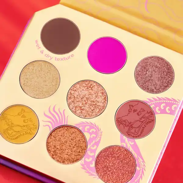 love, luck & dragons eyeshadow palette 01 Follow The Dragon Sparks