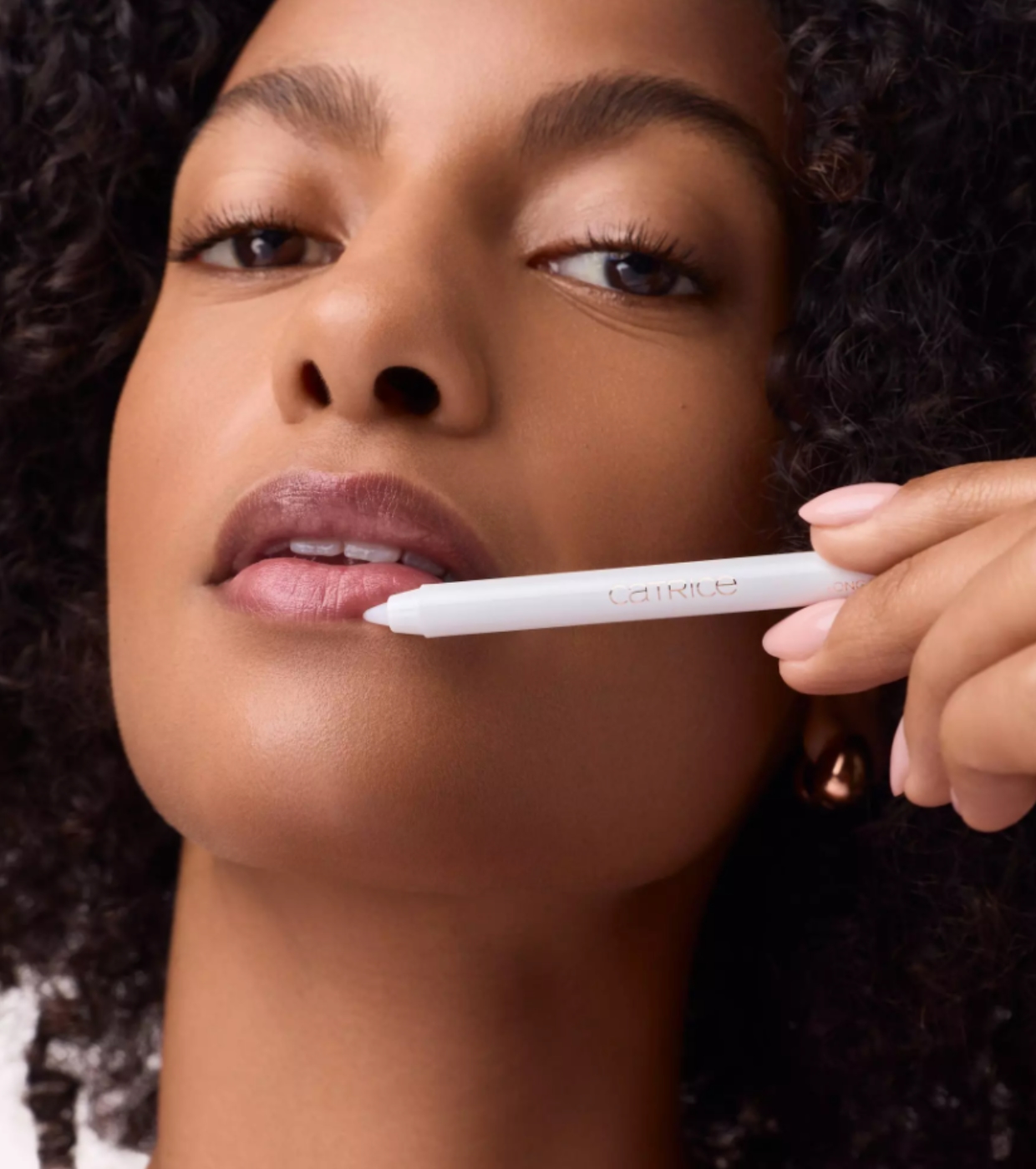 Catrice - Delineador labial de longa duração Gel Glide - 100: Bare Trace
