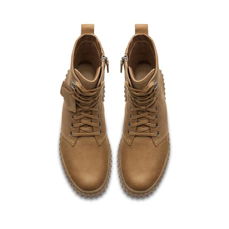Clarks Torhill Style light tan nubuck