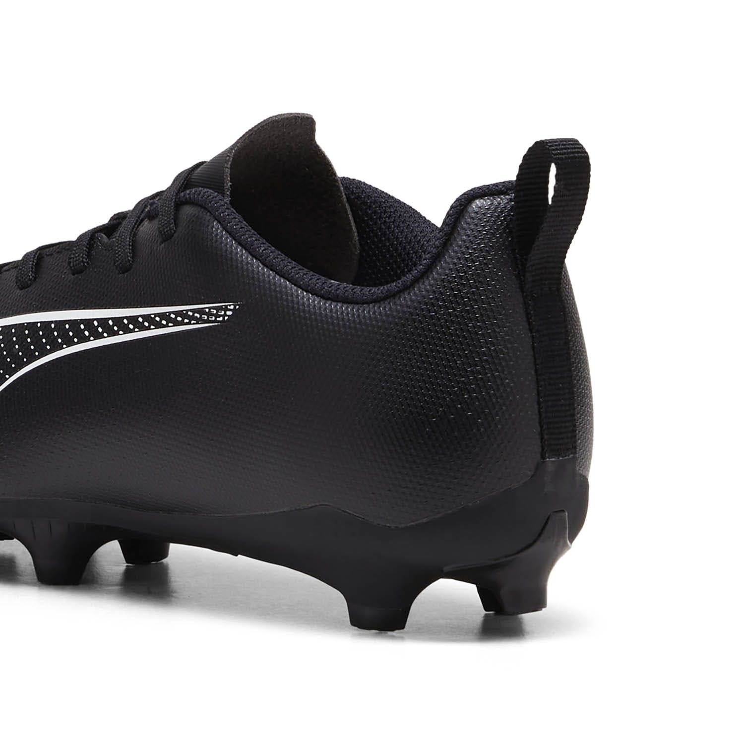 PUMA  Ultra 5 Play FG/AG Jr