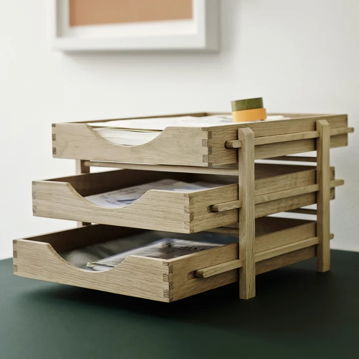 Fritz Hansen - Skagerak Dania Letter Tray, Eiche