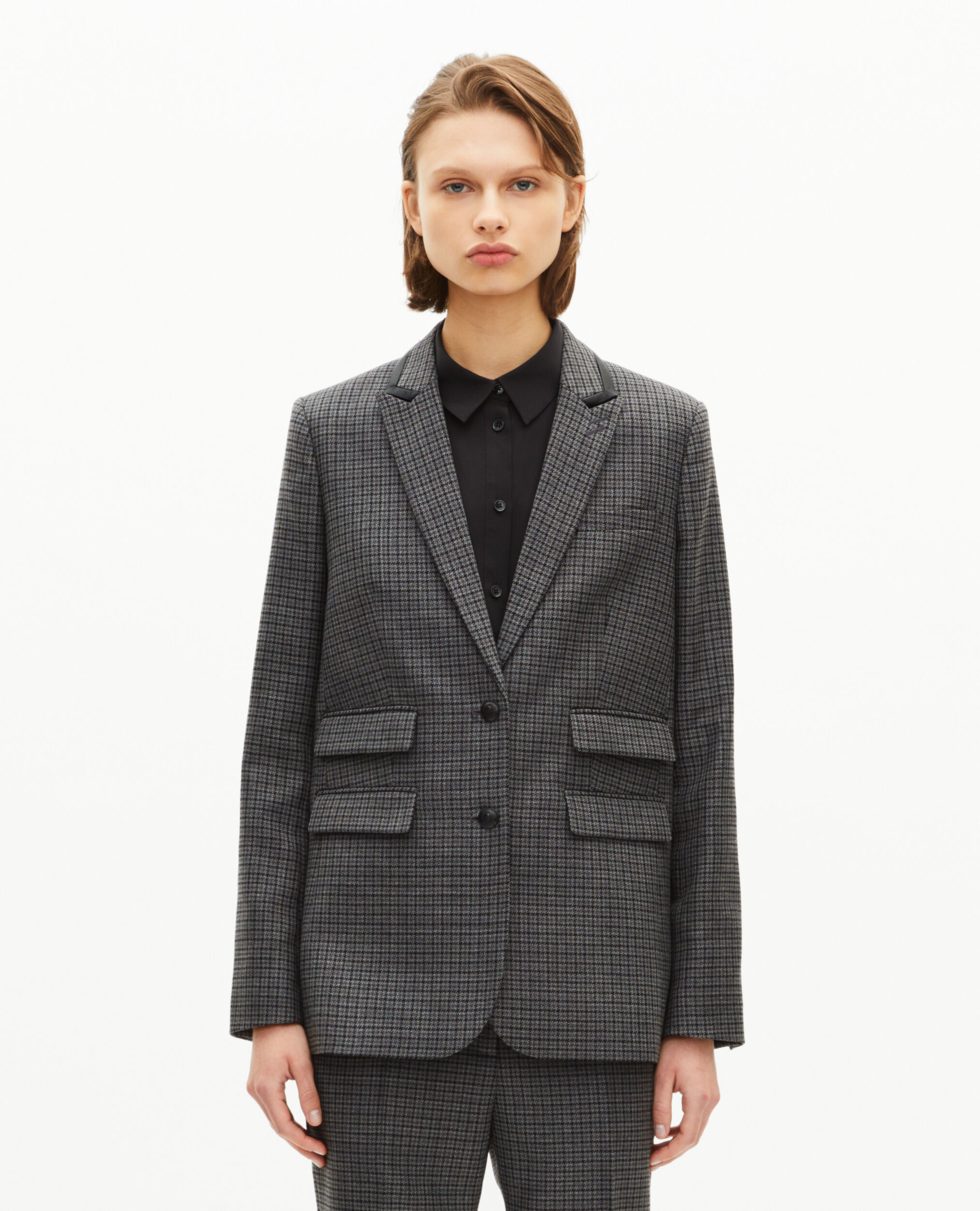 Veste tailleur en pied de puce noir et gris