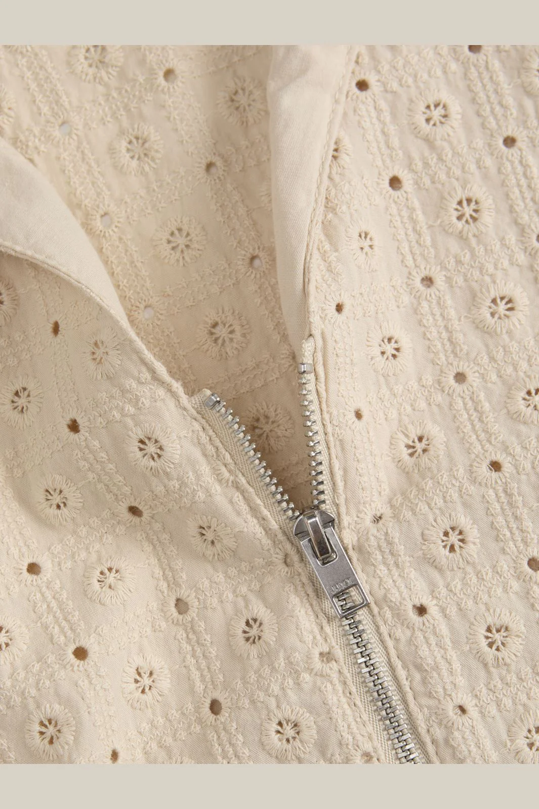 Jjxx Jxselma Broderie Anglaise Zip Top