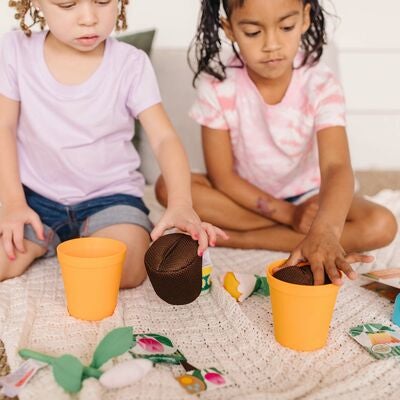 Melissa & Doug Let's Explore Hagelekesett med 2 Blomster
