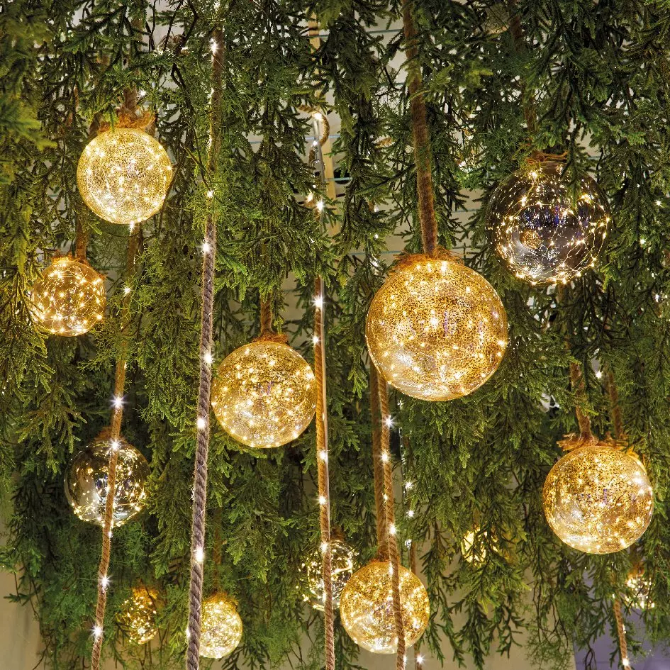 Suspension lumineuse à piles 30 LED (D14 cm) Boule de Noël ambrée Blanc chaud