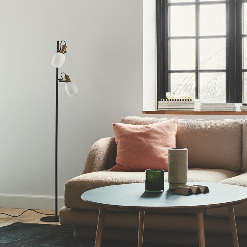 Arild vloerlamp in zwart, E14, 2-lichts