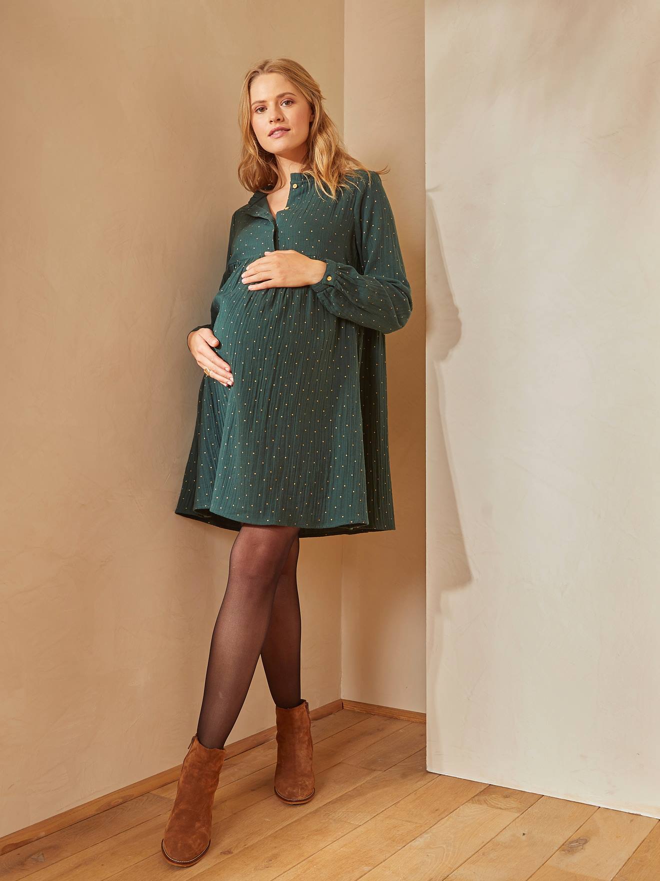 Vestido de maternidade e amamentação em chiffon de algodão estampado cinza escuro