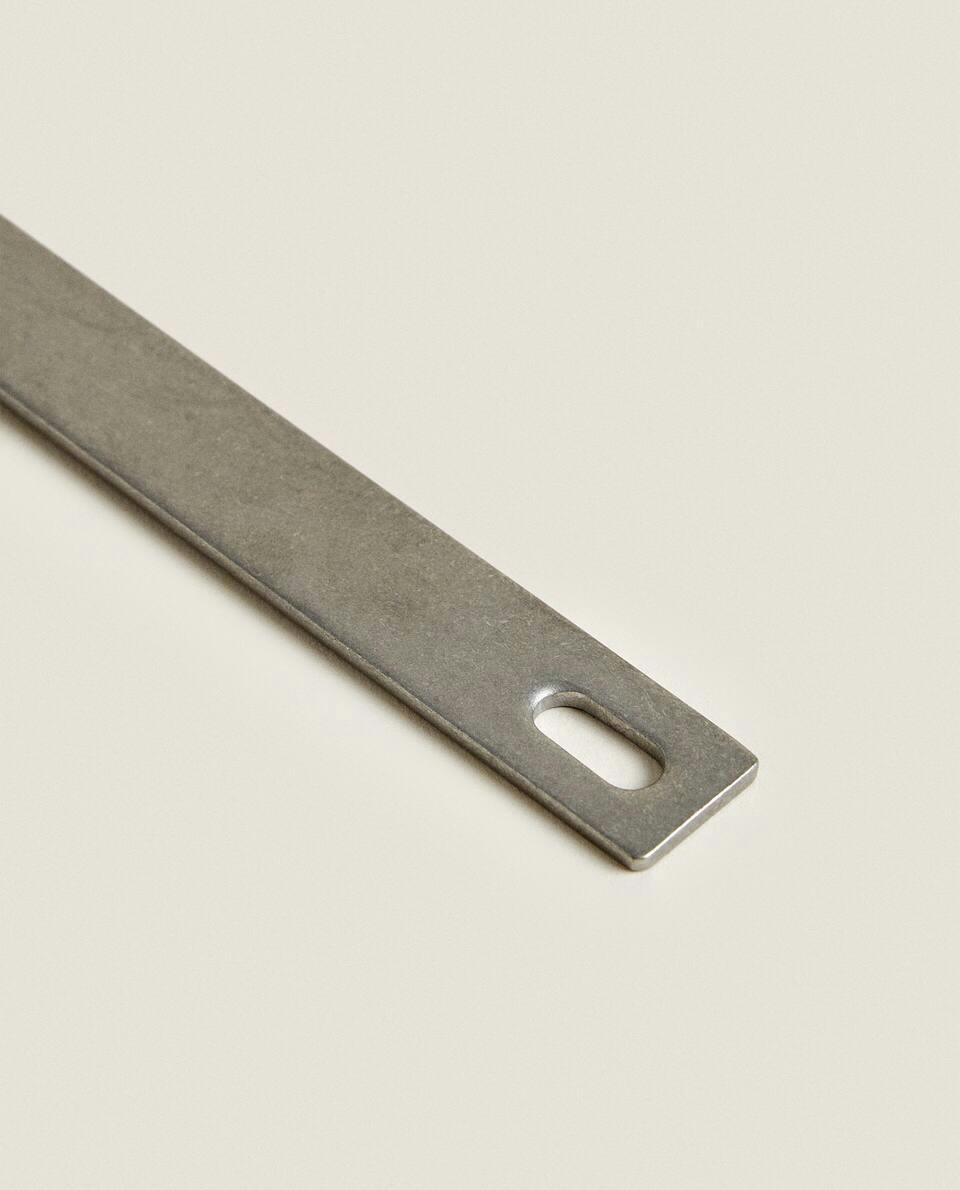 COLHER DE AÇO COM ACABAMENTO STONEWASH