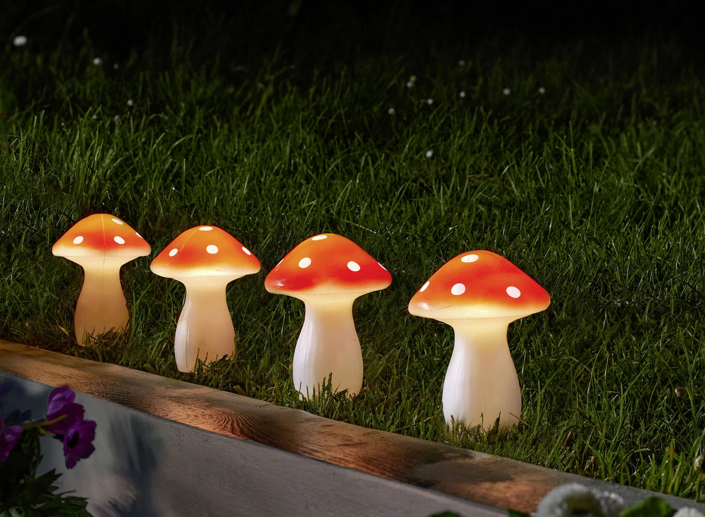 LED-Pilze aus Kunststoff, 4er-Set