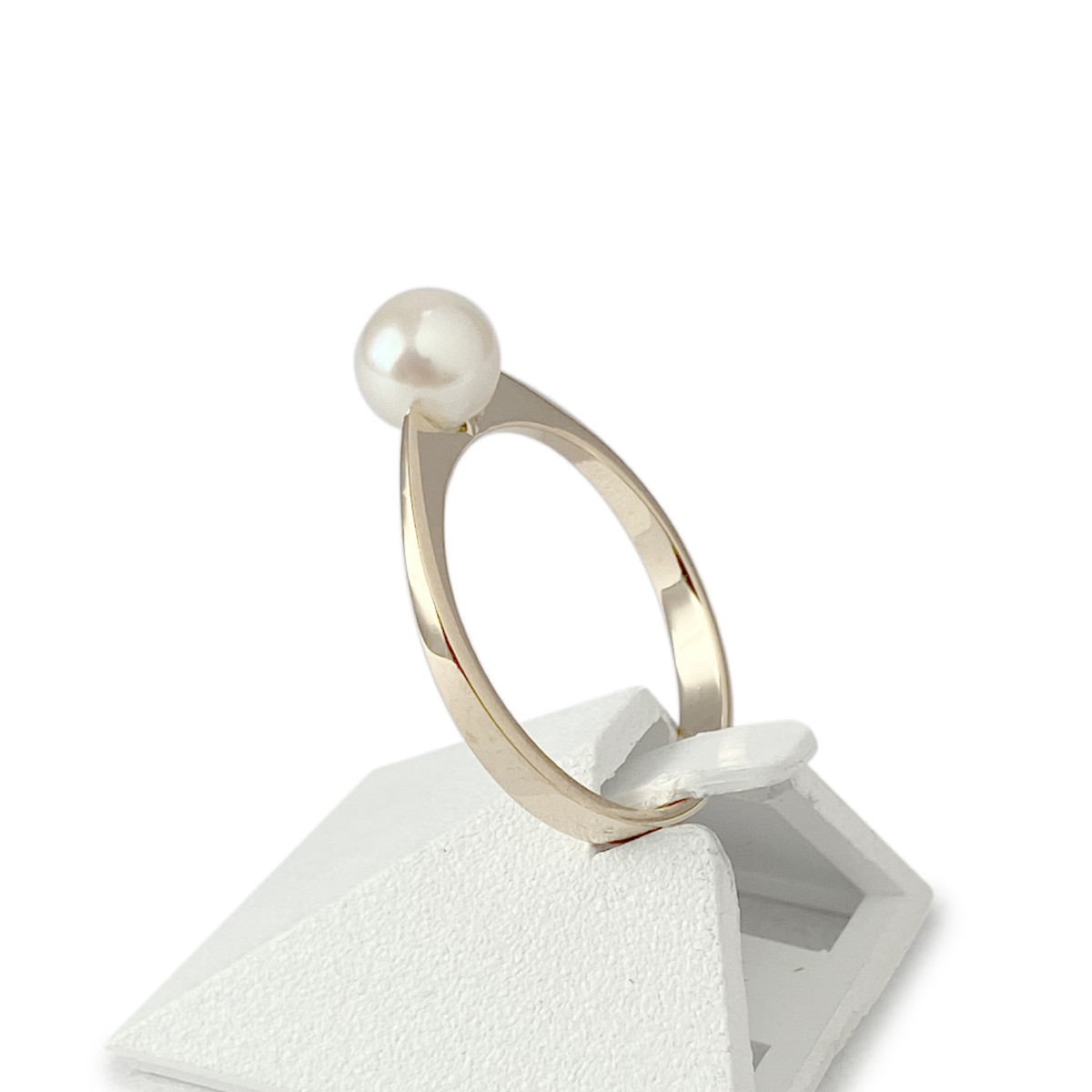Bague d'occasion or 750 jaune perle de culture du Japon