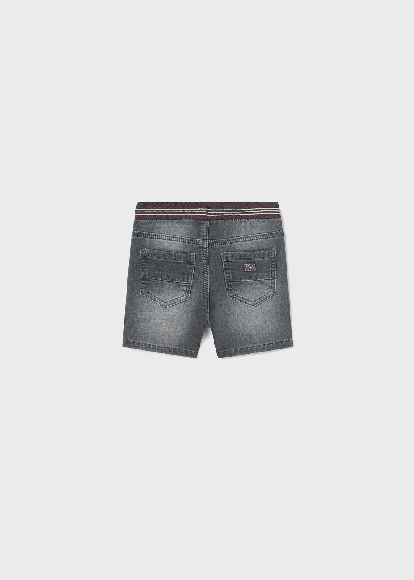 Bermudas de algodão sustentável para bebês