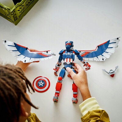 LEGO Super Heroes 76296 Byggbar figur av nye Captain America
