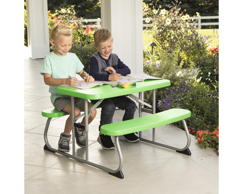 Kleutermeubilair Lifetime 4-zits bestaande uit: 2 banken, tafel, groen kunststof