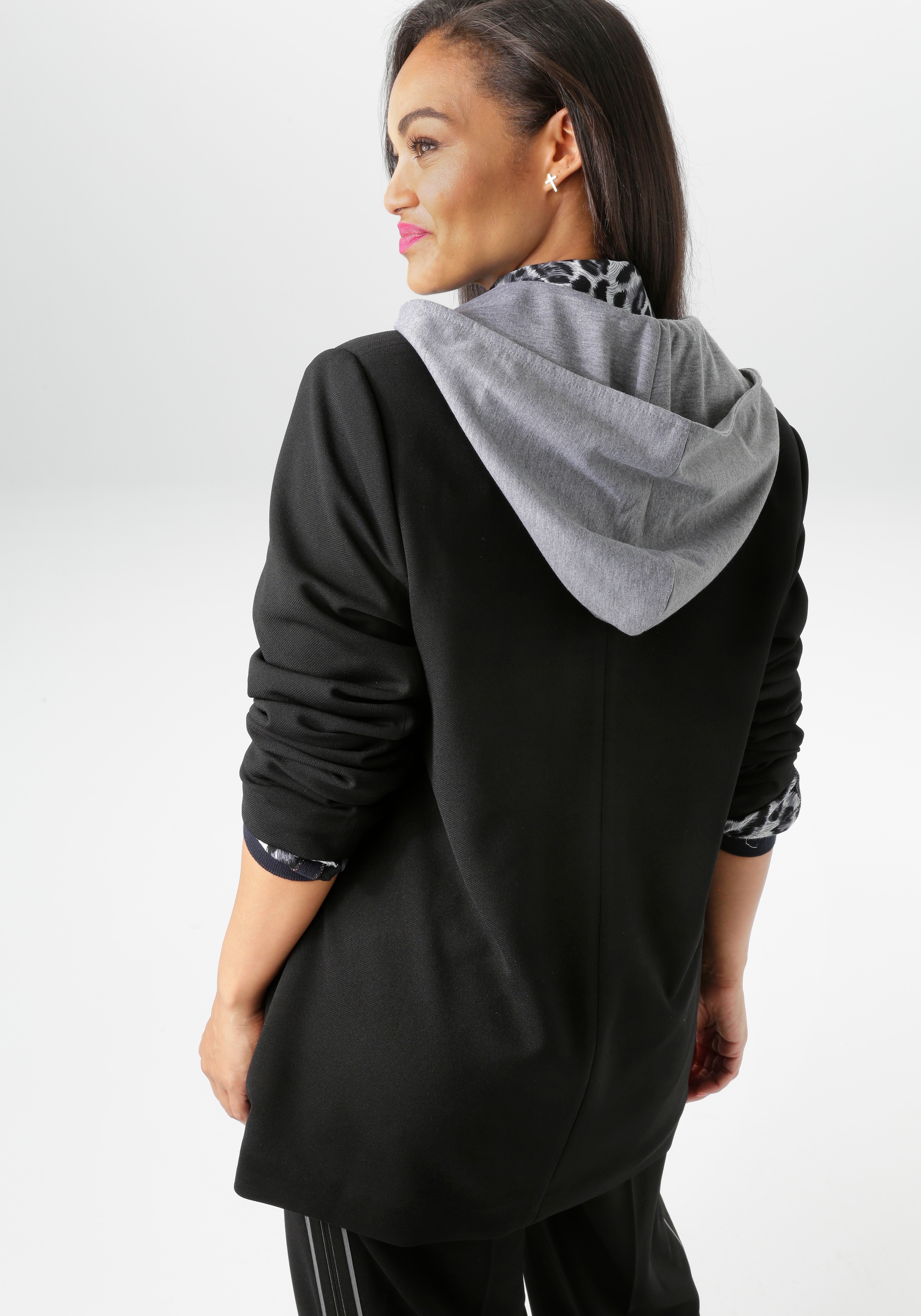 Aniston PLUS Longblazer , mit Hoodie-Effekt - NEUE KOLLEKTION
