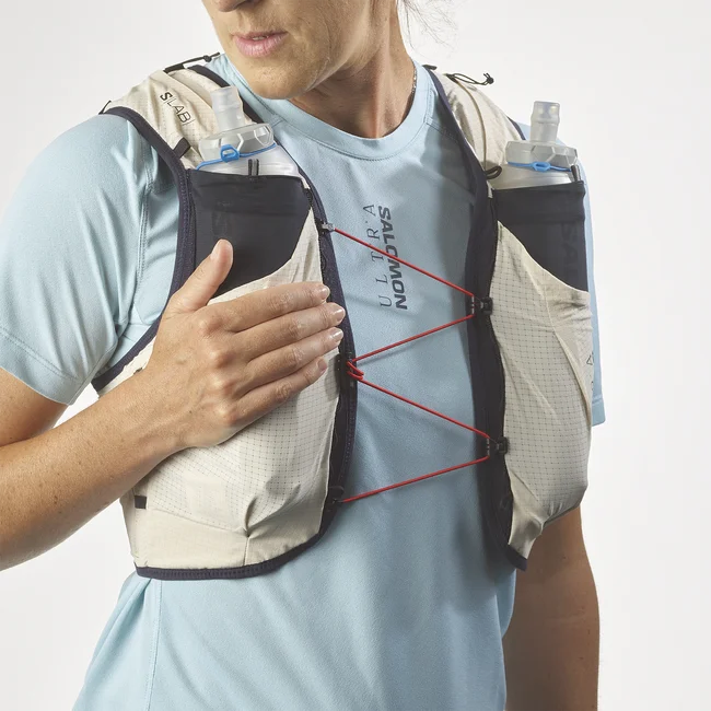 S/LAB ULTRA 10  Laufweste mit Flasks Unisex ALMONDMILK