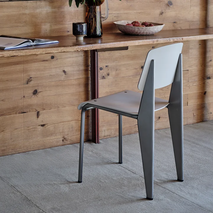 Vitra - Prouvé Standard SP chair, schwarz / basalt, Filzgleiter schwarz (Hartboden)