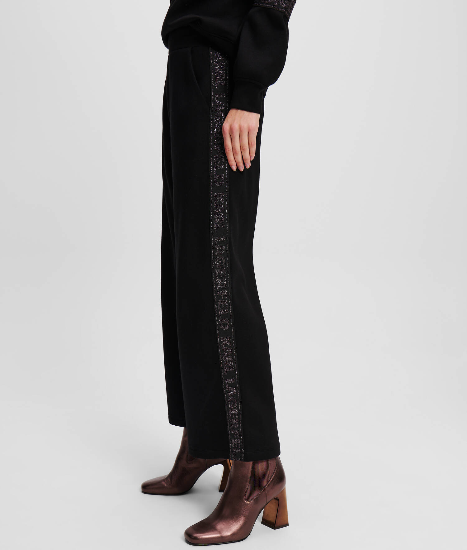 JUPE-CULOTTE AVEC GALON À LOGO BRILLANT KARL