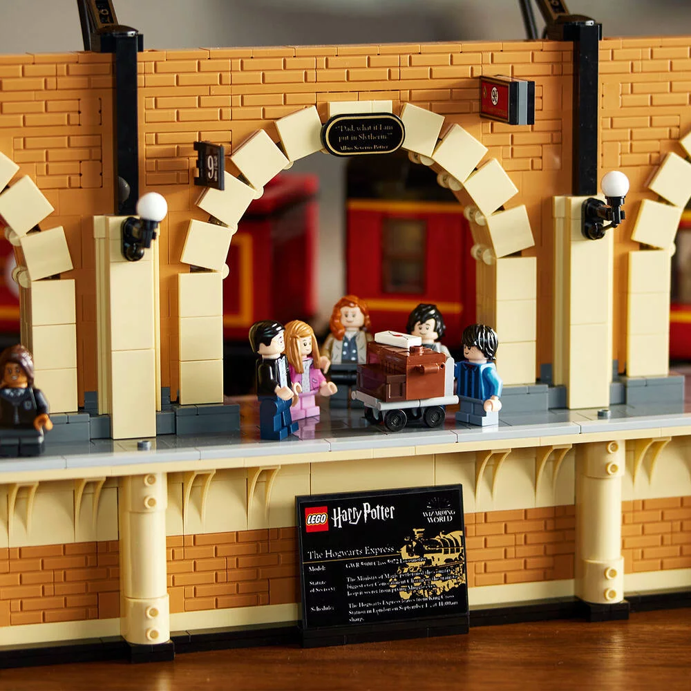LEGO®HARRY POTTER™ 76405 - LE POUDLARD EXPRESS - EDITION COLLECTOR - 1\/32