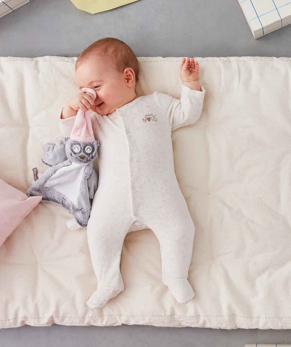 DORS BIEN VELOURS BÉBÉ EN FIBRES RECYCLÉES ÉCRU