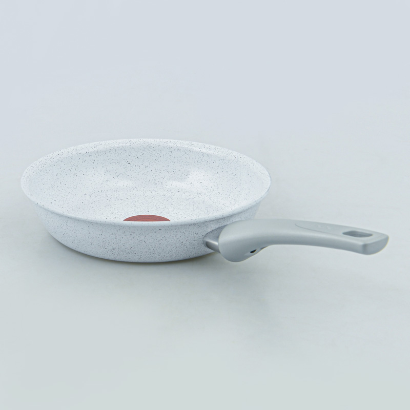Poêle céramique Tefal