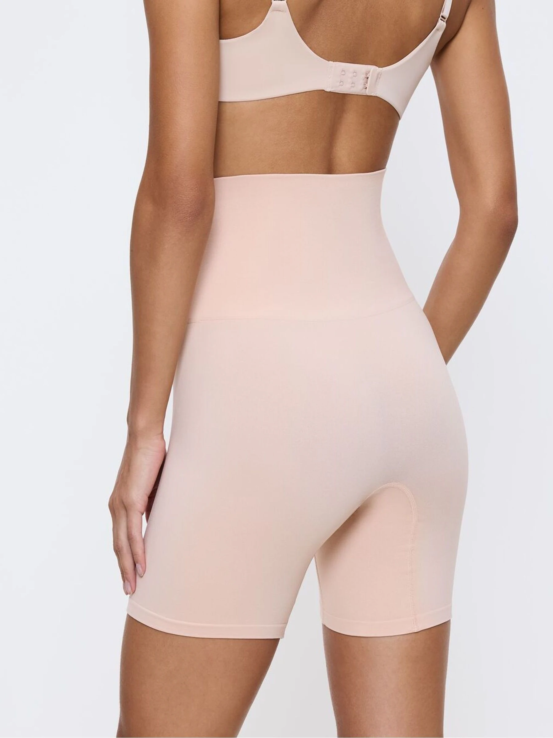 Licht beige - Triumph Soft Sculpt Panty