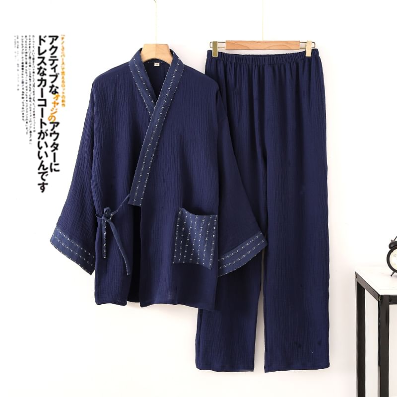 Finlies - Pyjamaset: effen kimonotop met lange mouwen en contrasterende bies + broek