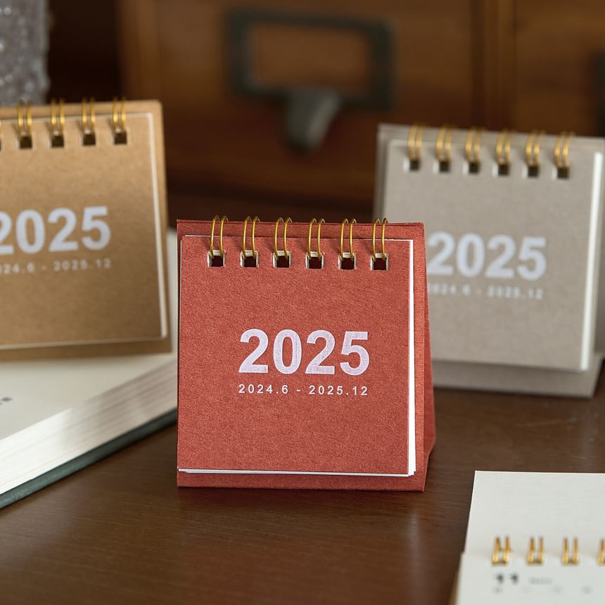 Jun's Journal - Mini-bureaukalender 2025 (verschillende ontwerpen) / set