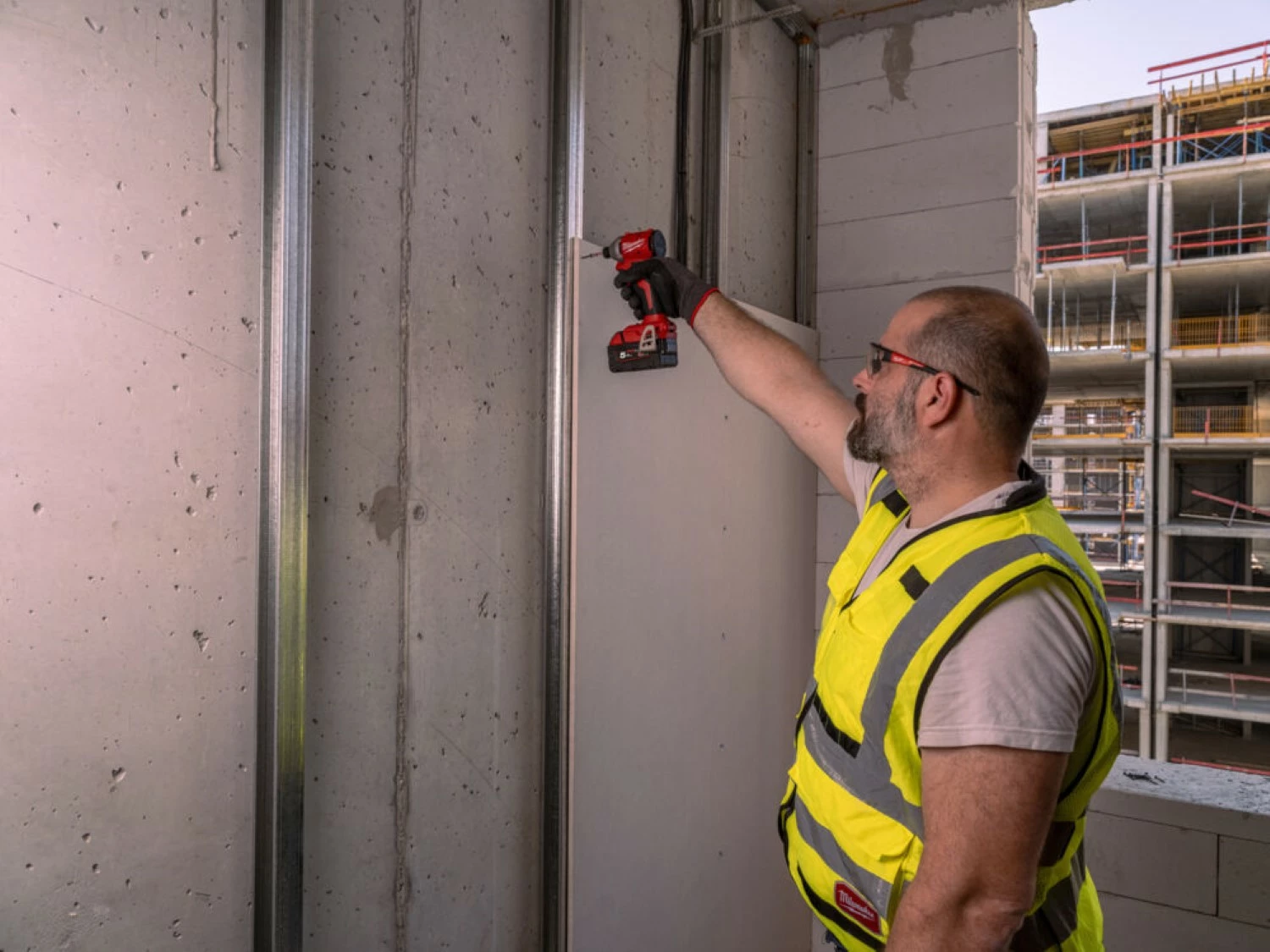 Milwaukee M18 BLIDRC-402C 18V Li-ion accu slagschroevendraaier (2x 4.0 Ah accu) set in koffer - 190Nm