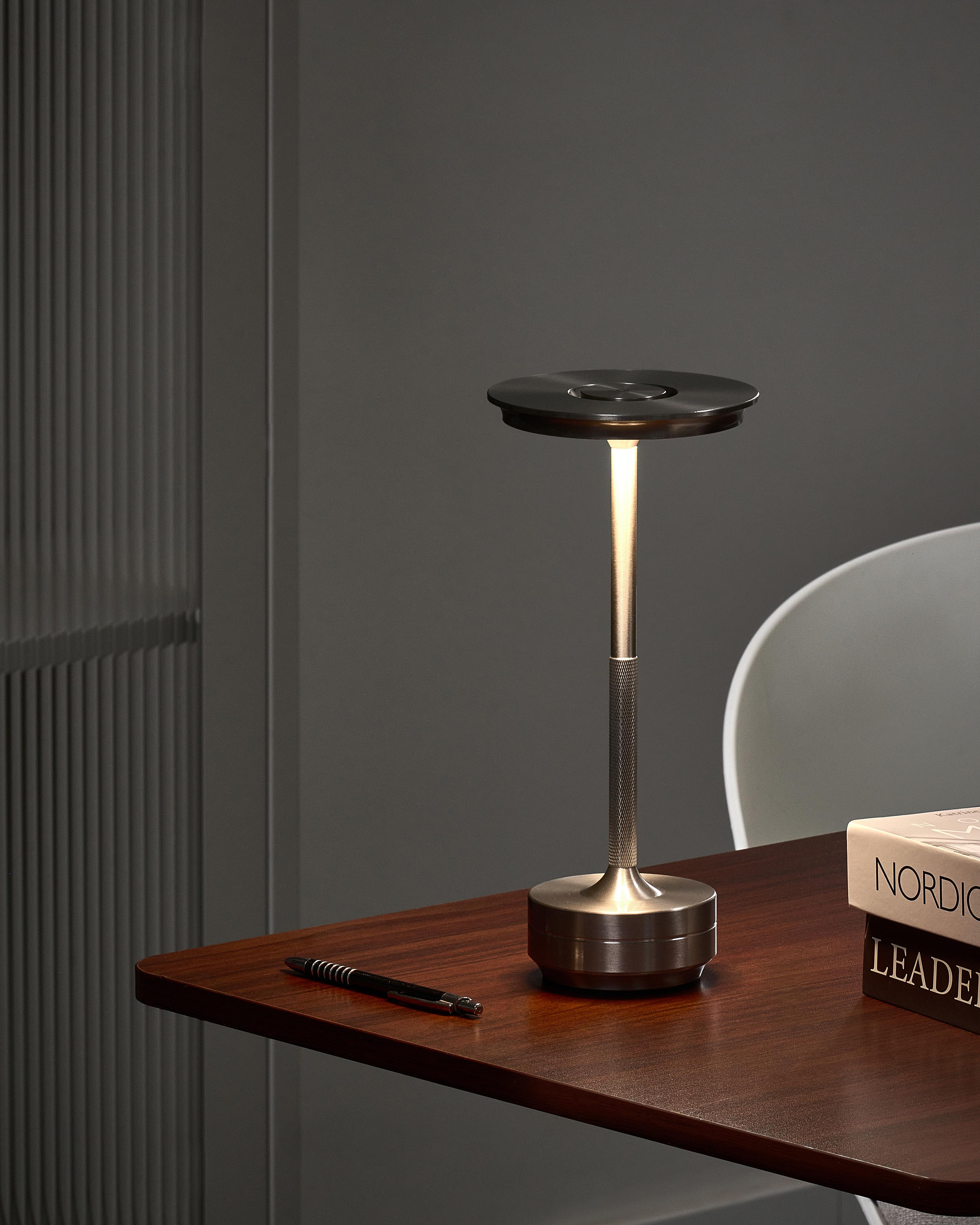 LED draadloze tafellamp MAGO met dimmer Metaal Zilver