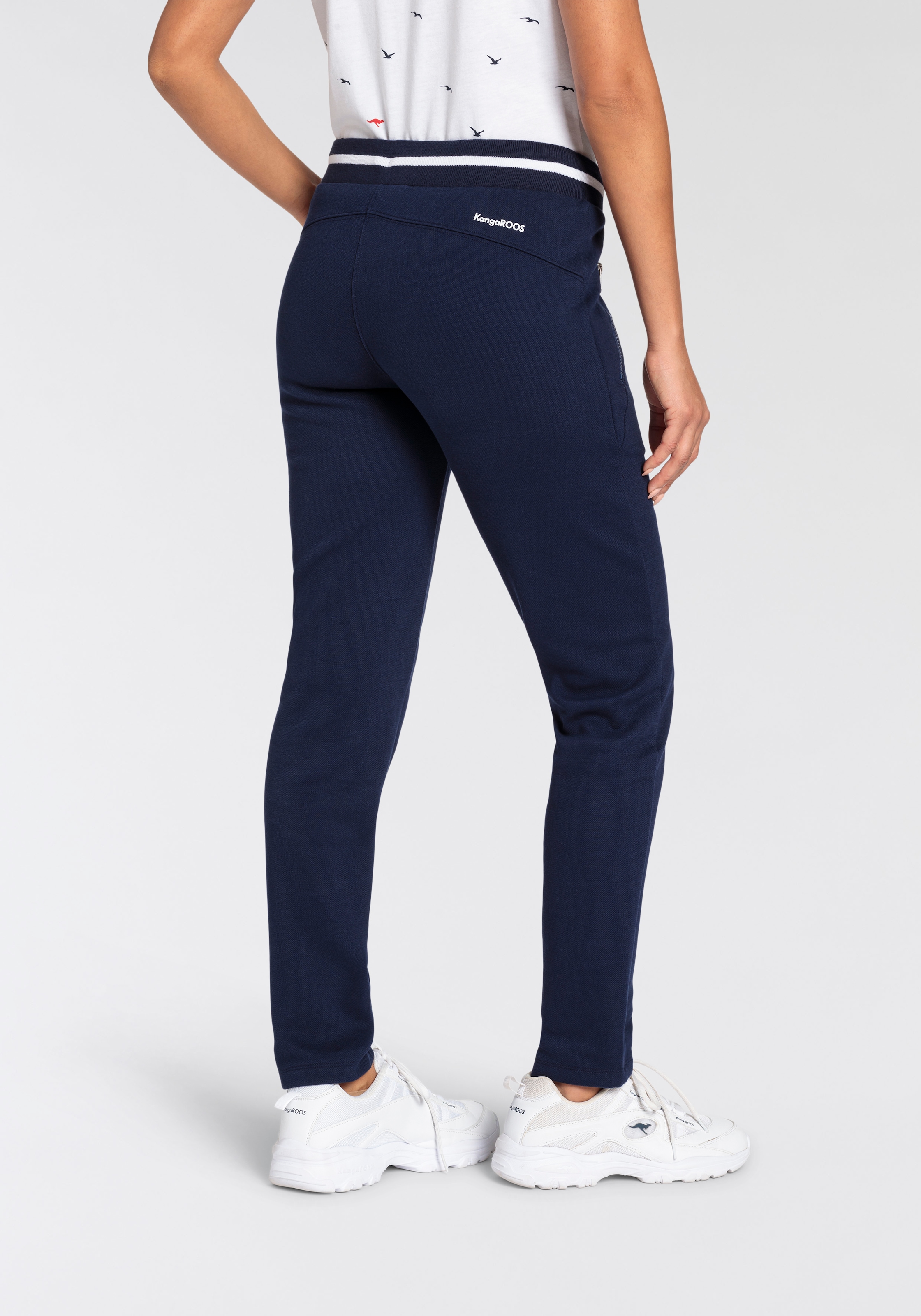 KangaROOS Jerseyhose  mit Piqué-Struktur und Streifen-Detail