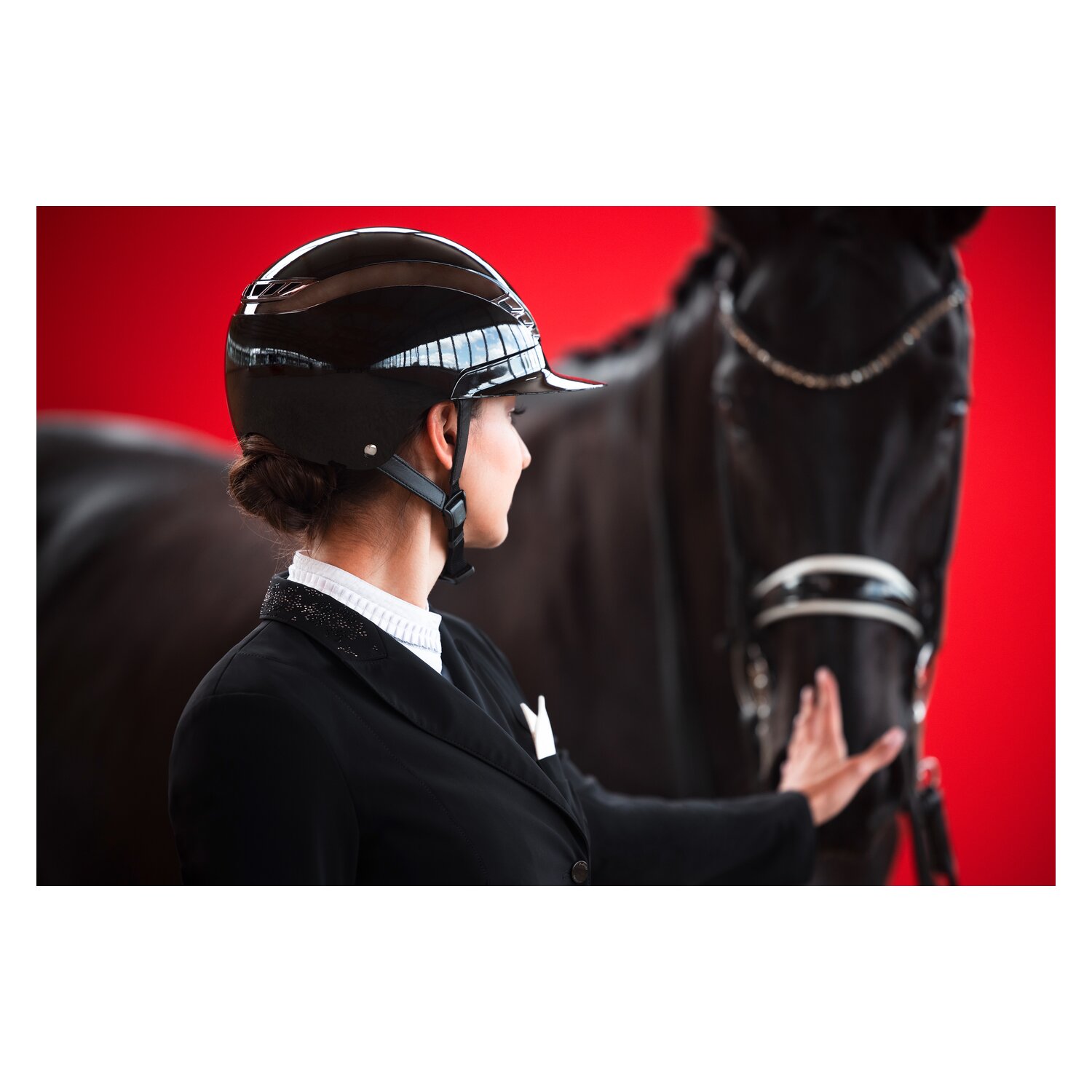 ABUS PIKEUR Reithelm AirLuxe Chrome Lady Vizor  - shiny black