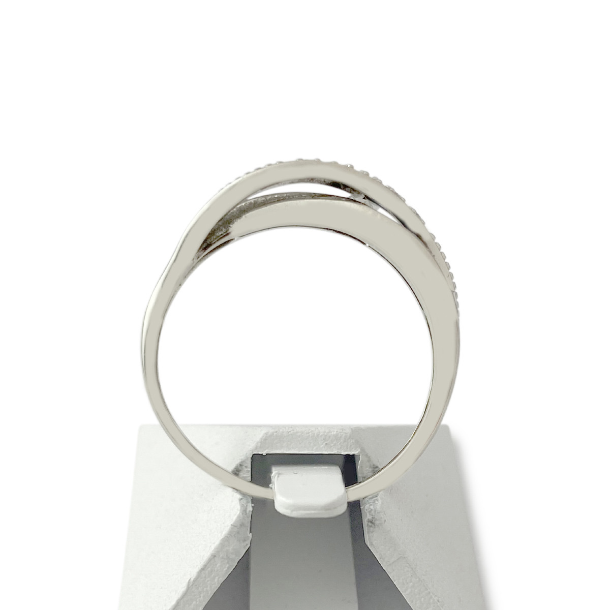 Bague d'occasion or 375 blanc saphirs et diamants