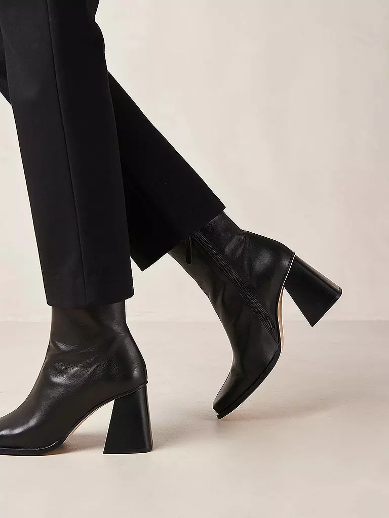 ALOHAS Stiefelette SOUTH schwarz