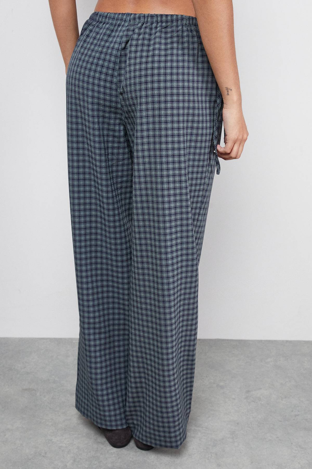 Warehouse Pantalon à Carreaux Verts Taille Moyenne avec Liens Latéraux et Poches