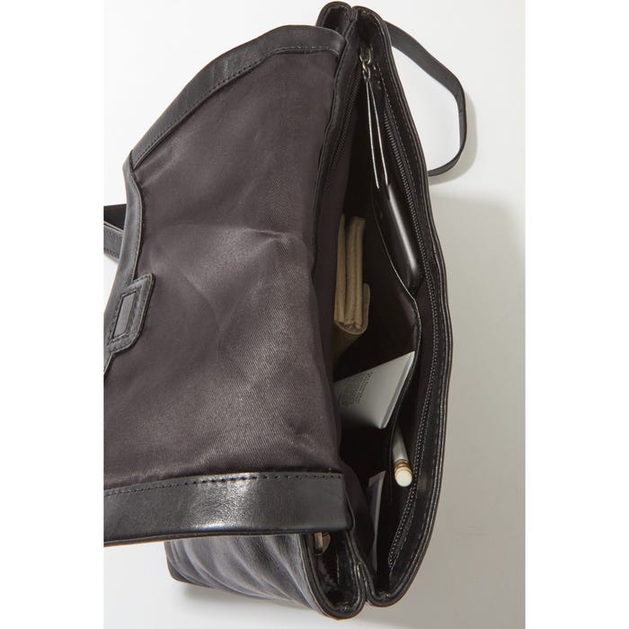 Veritas-Handtas Met Grote Flap